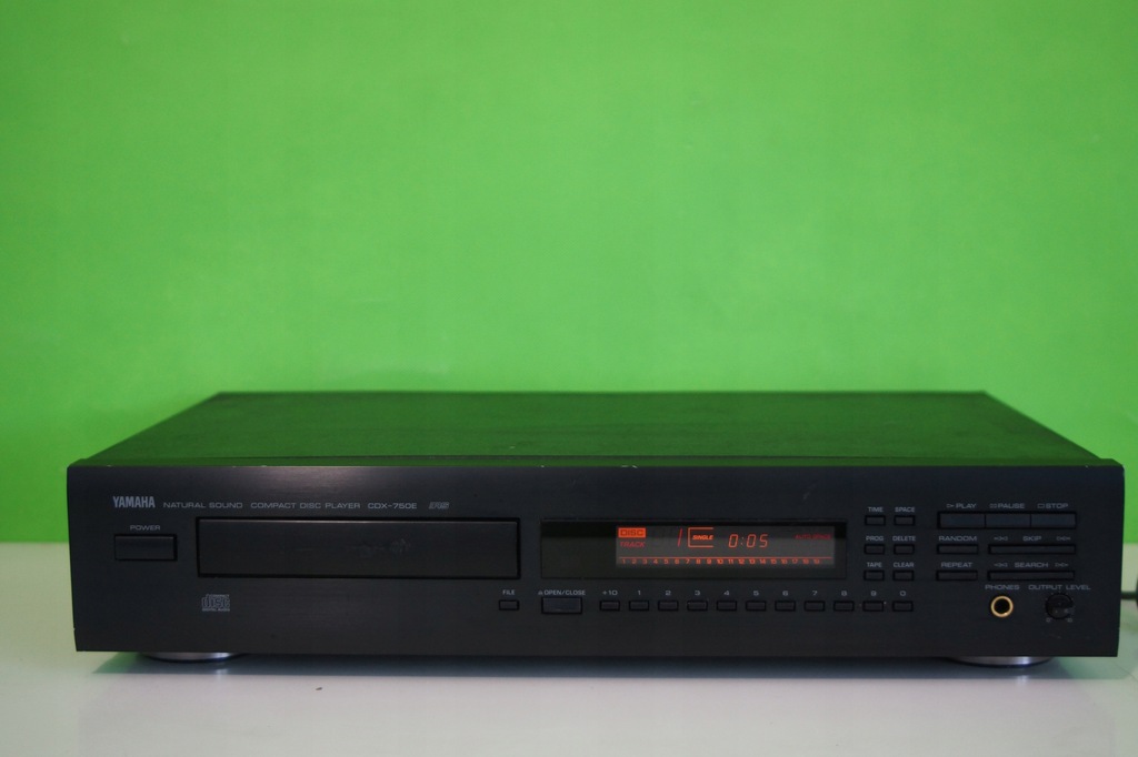 ODTWARZACZ CD YAMAHA CDX-750E GWARANCJA