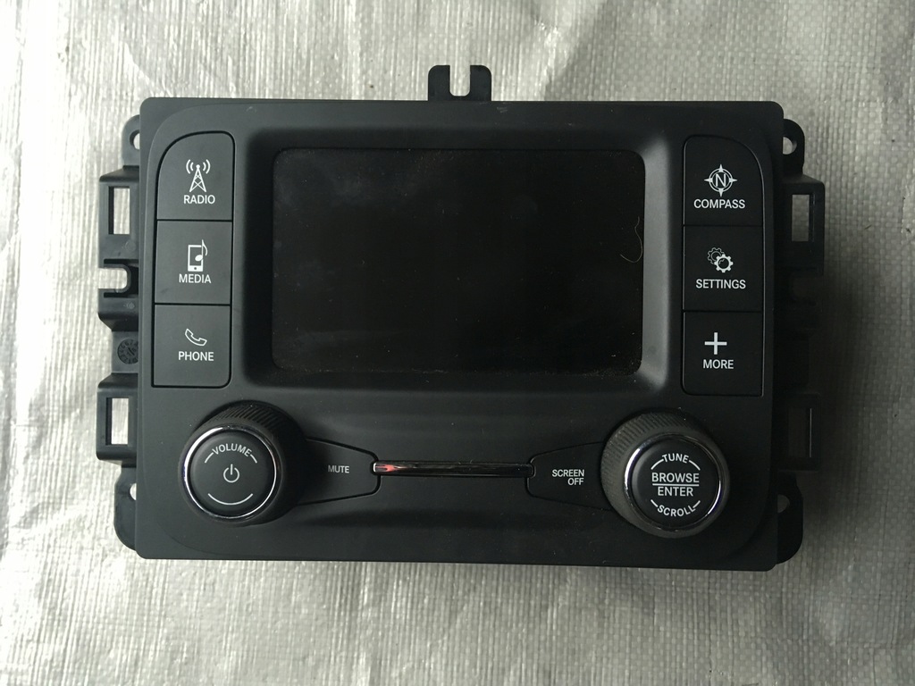 Jeep Compass radio monitor ekran 2017 7759300701 oficjalne