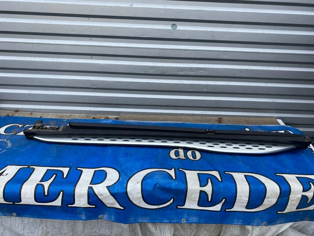 MERCEDES GLC 254 LISTWA PROGOWA LEWA PRÓG 2546984700