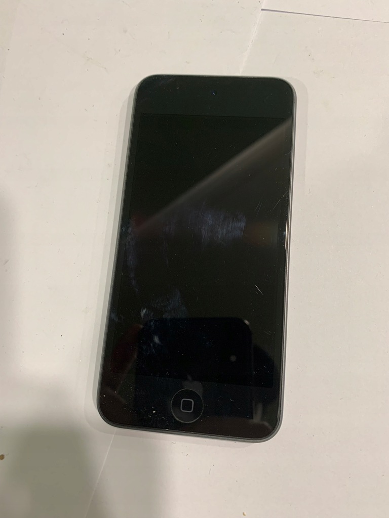 Uszkodzony Ipod Touch A1574