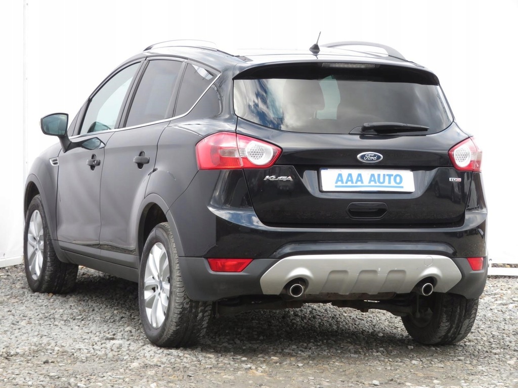 Купить Ford Kuga 2.0 TDCi, польский автосалон, авторизованный сервисный центр: отзывы, фото, характеристики в интерне-магазине Aredi.ru