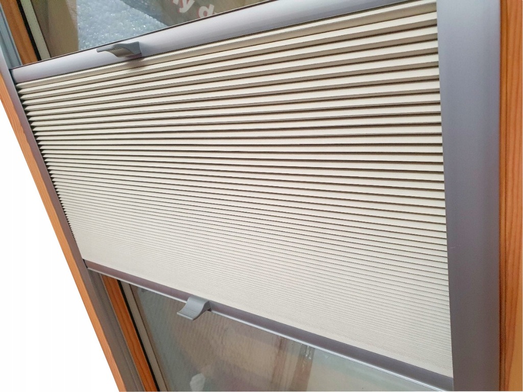 Plisa Termo do okna dachowego Velux MK08