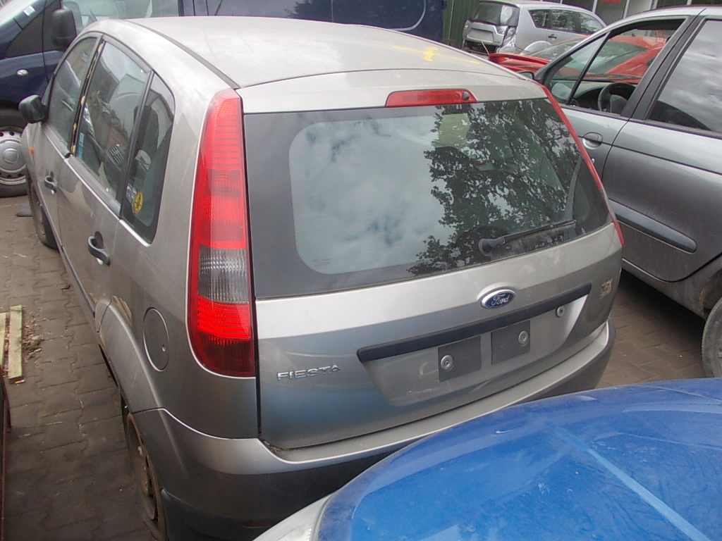 FORD FIESTA MK5 1,25 ZACISK HAMULCOWY PRZÓD PRAWY