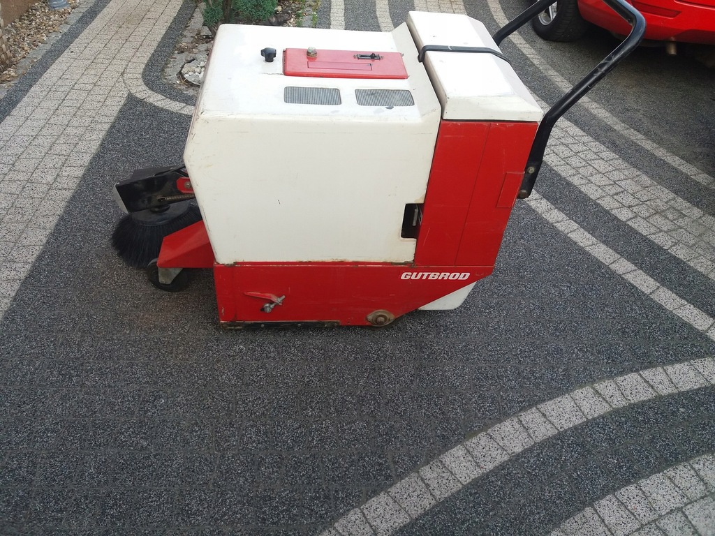 Zamiatarka gutbrod b660e elektryczna na akumulator