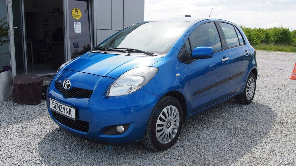 Toyota Yaris 1.0 VVT-i 69KM 2011r. 88tys. km.