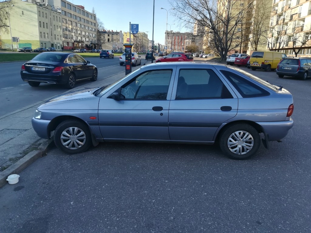 Ford Escort 1,4 benzyna - gaz. 1997rok