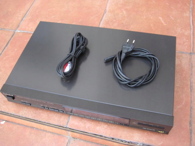 ST-G460 Technics Quartz Synthesizer FM AM b