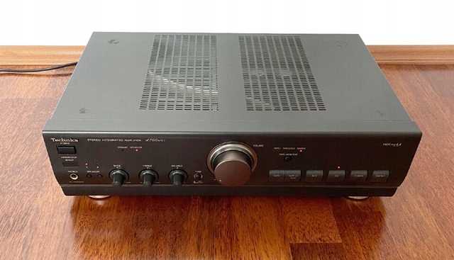 SU-A700MK3 Technics wzmacniacz Stereo Ampflifier 1