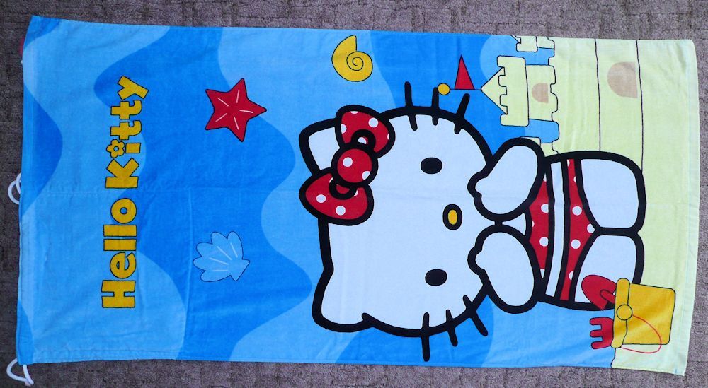 Ręcznik Hello Kitty z kieszenią NOWY