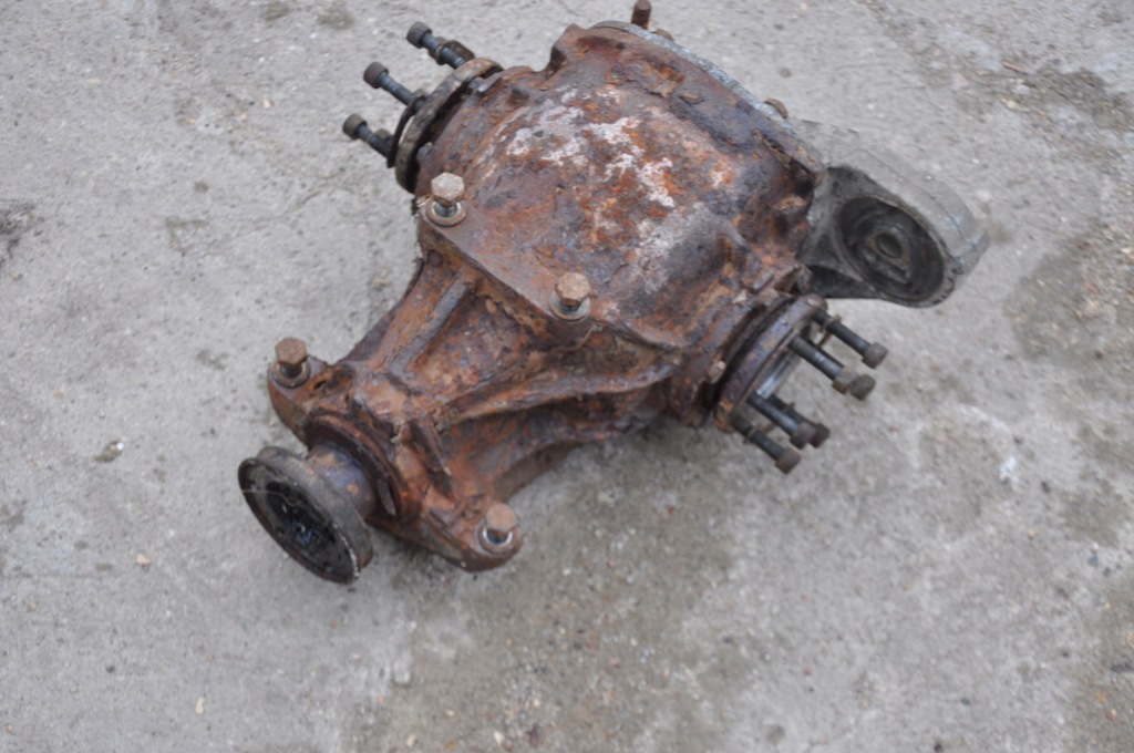 BMW E30 IX 325 SZPERA MOST TYLNY WISKOTYCZNY 3,91 TYP 188