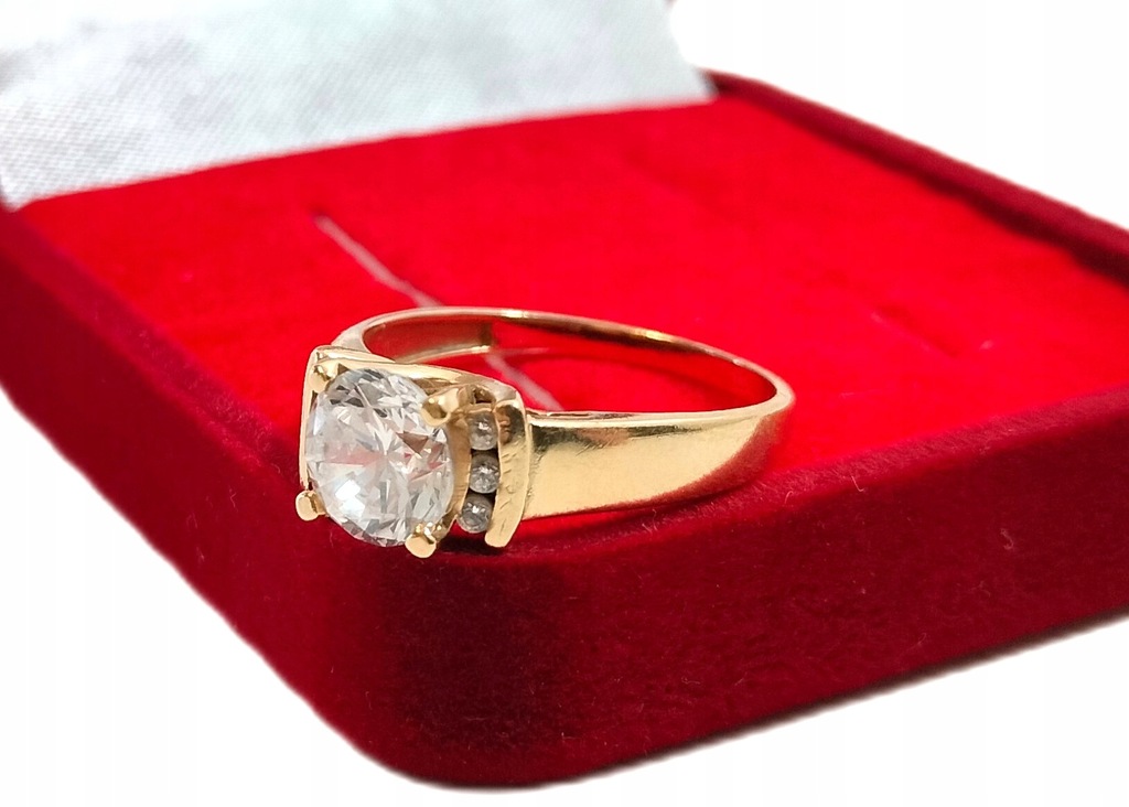 Przepiękny złoty pierścionek, złoto p. 585, w.3g, r.16