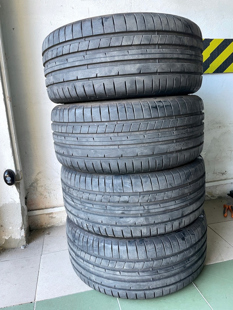 4x Dunlop Sport Maxx RT 2 235/40R18 2019 7mm