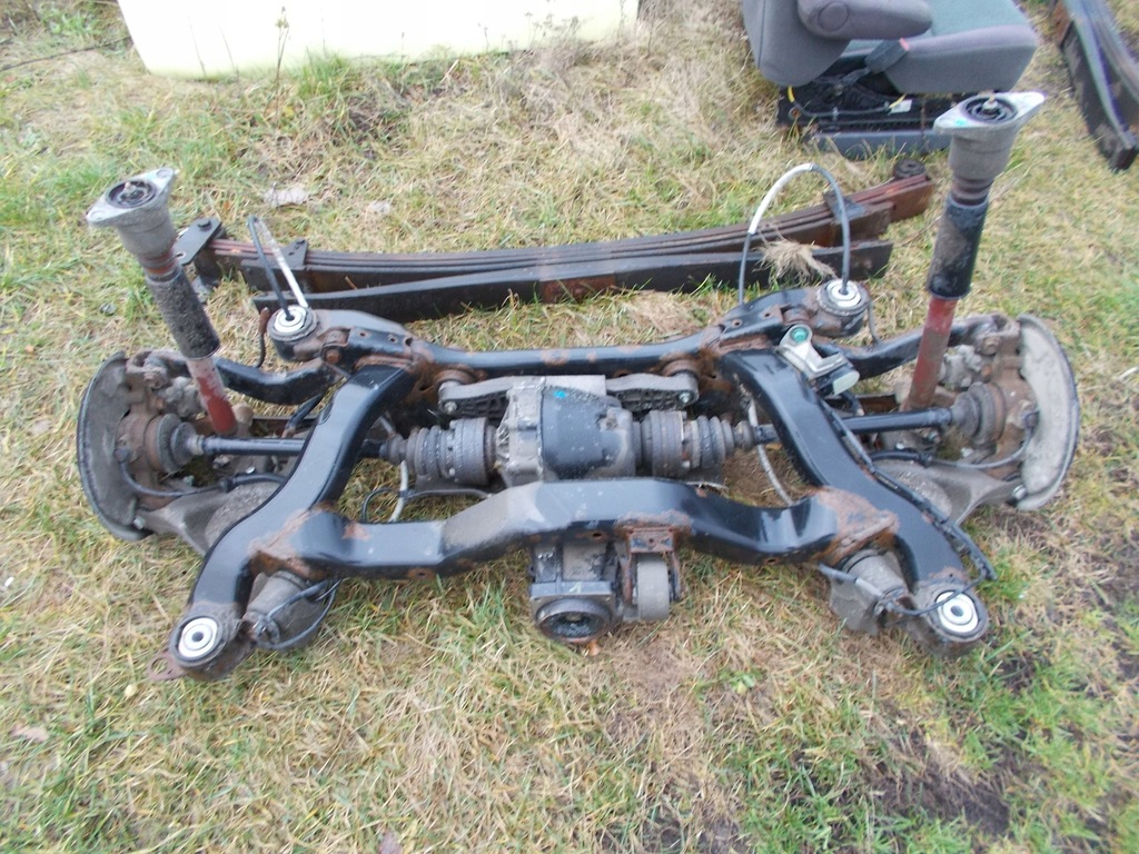 Audi A4 B6 Wozek Tyl Kombi Quattro Sanki Tylne 3 0 7090984940 Oficjalne Archiwum Allegro