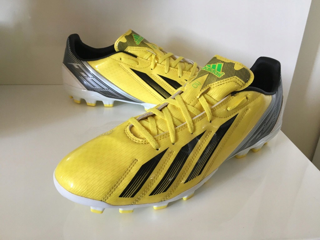 ADIDAS F10 LANKI, KORKI 44 2/3 STAN IDEALNY