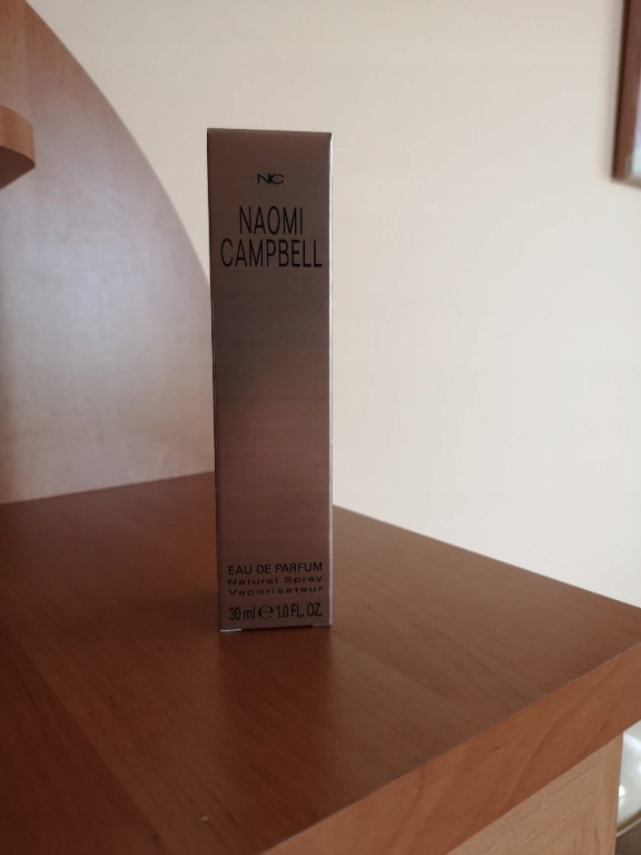 Naomi Campbell EDP klasyk 30 ml nowe
