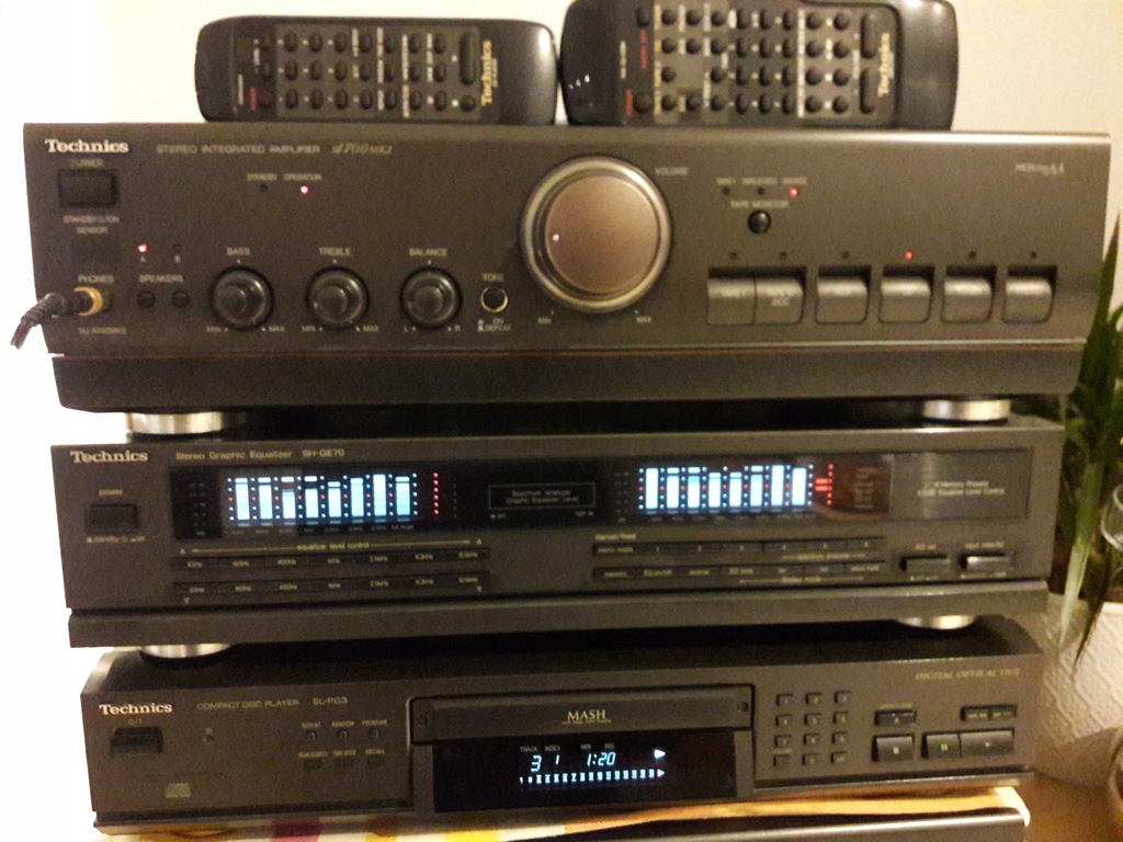 Technics wzmacniacz SU-A700MK2 z pilotem stan bdb.