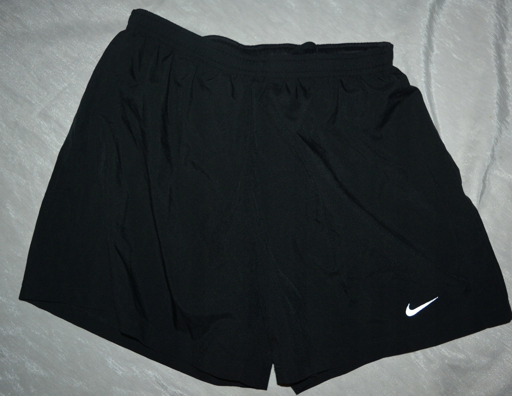 f* Spodenki Nike running S