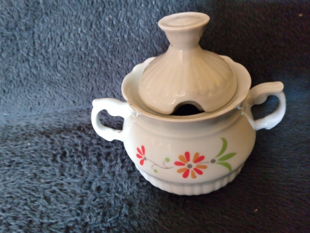 STARA CUKIERNICA PORCELANA WŁOCŁAWEK