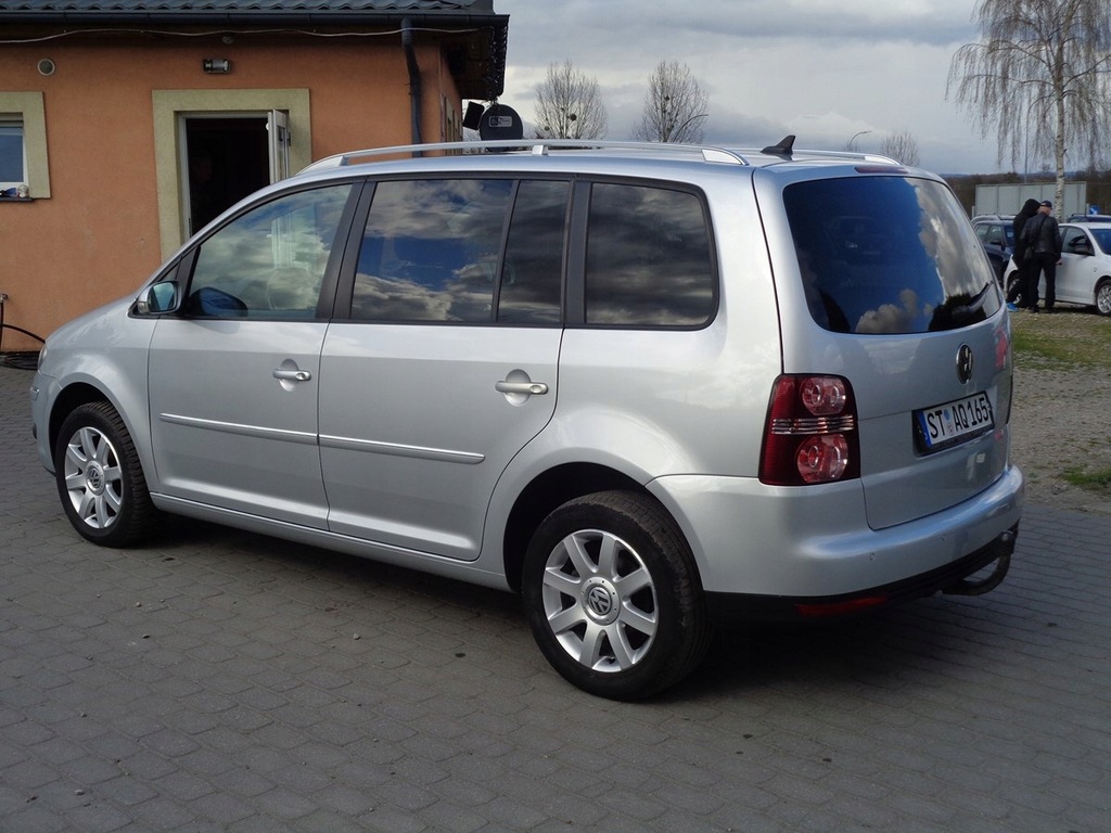 VW Touran 7 Osobowy Bogata Wersja 10655464258