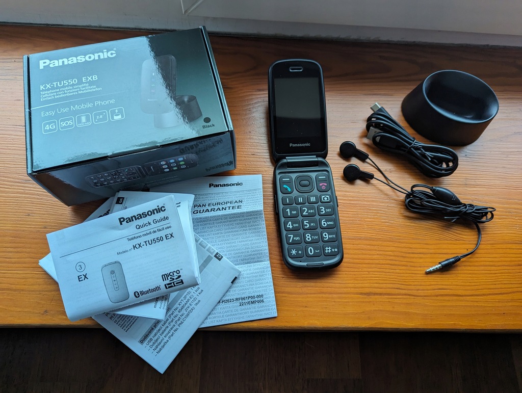 JAK NOWY Telefon Komórkowy Panasonic KX-TU550 EXB Czarny Dla Seniora ! ! !