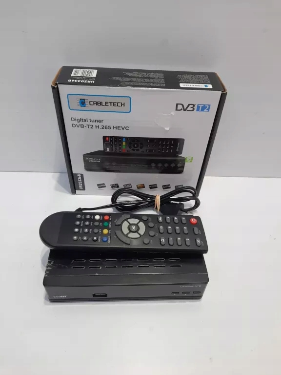DEKODER CABLETECH DVB-T2 URZ0336B