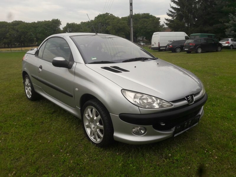 Peugeot 206 CC 2.0 Benzyna 136 KM