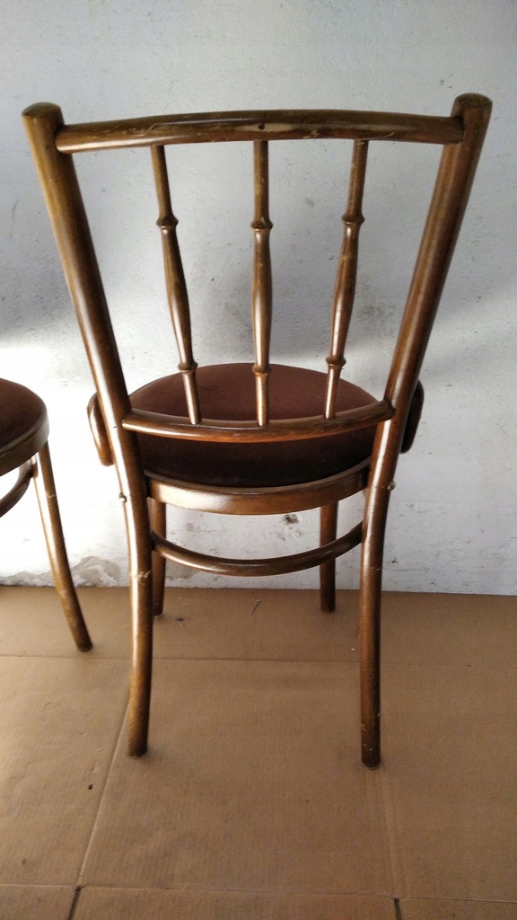 Stare drewniane krzesła tapicerowane nie thonet