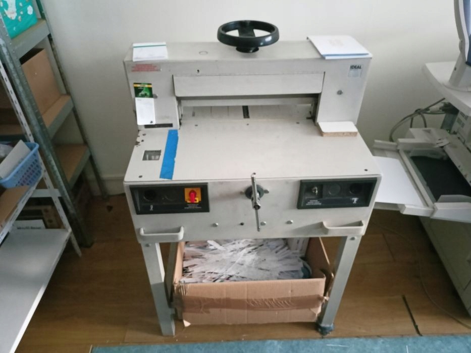 Gilotyna elektryczna krajarka IDEAL 4810-90