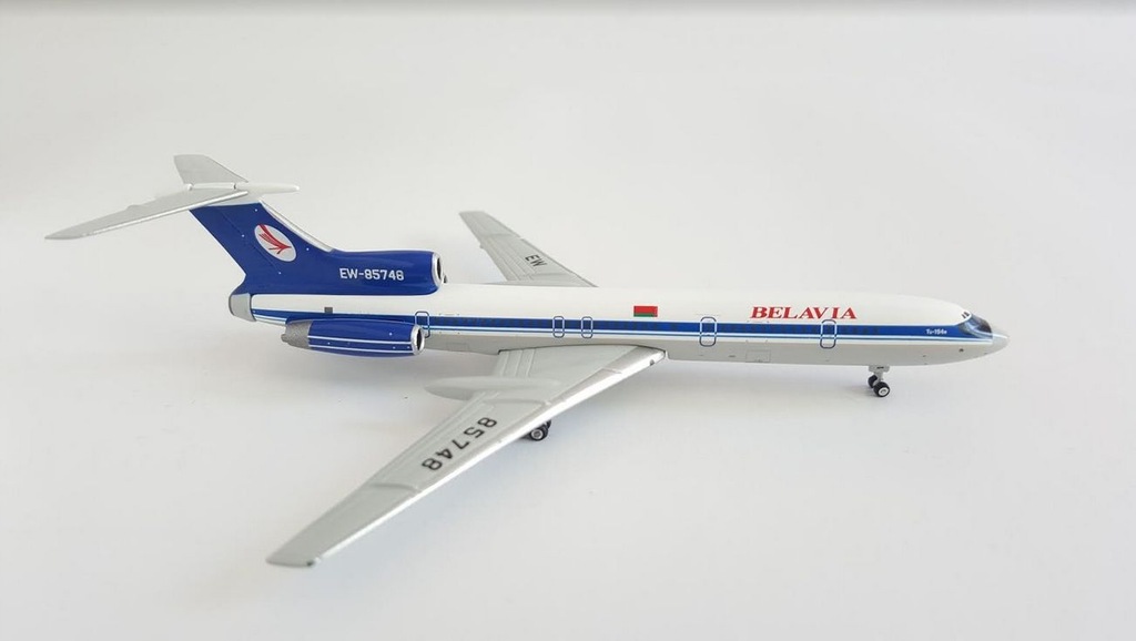 Купить Модель самолета Туполев ТУ-154 БЕЛАВИА 1:400: отзывы, фото, характеристики в интерне-магазине Aredi.ru