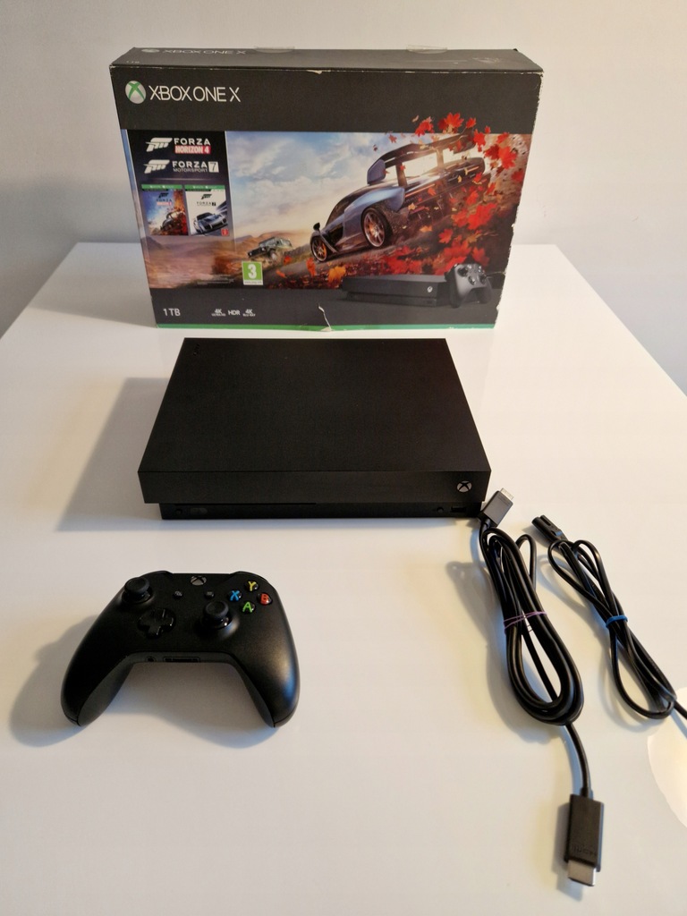 Konsola Xbox One X 1 TB czarny