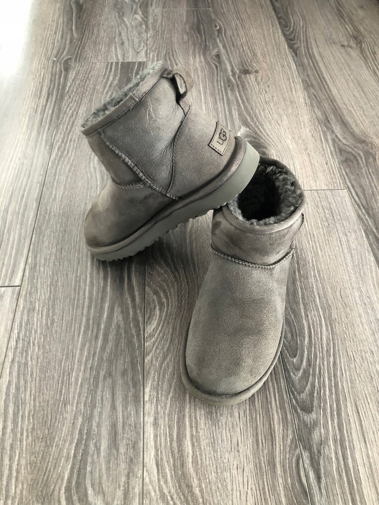 Buty miejskie UGG CLASSIC MINI II r. 38