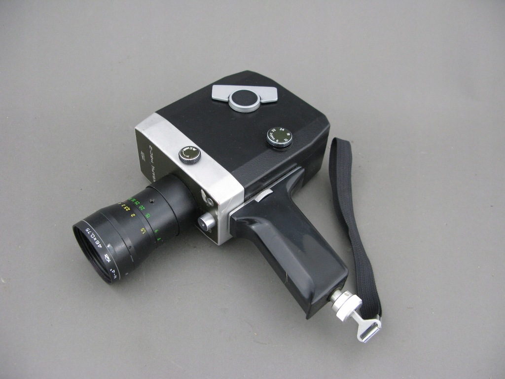 Stara radziecka kamera Quarz 8mm