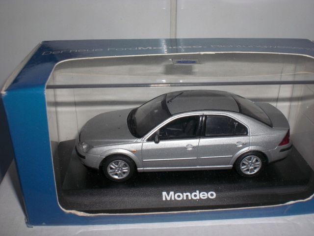 minichamps ford mondeo