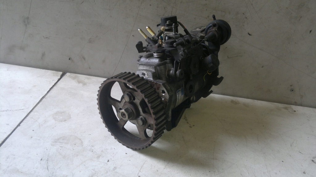 POMPA WTRYSKOWA LUCAS 028130110 VW POLO 6N 1.9 SDI