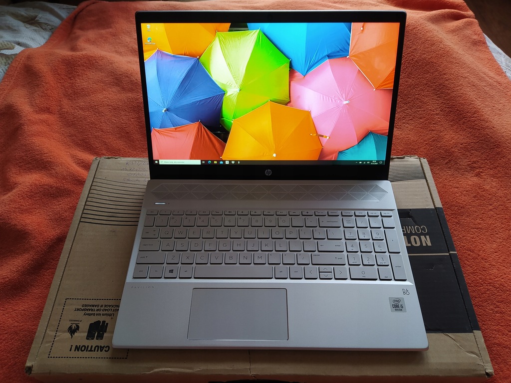 HP 15-cs3063cl IPS DOTYK i5-1035G1 8GB 256SSD W10