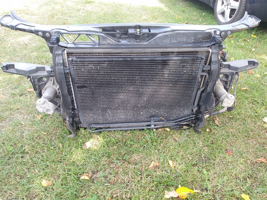 AUDI A4 B6 3.0 ASN PAS CHŁODNICE WENTYLATOR AUT. 8837683530