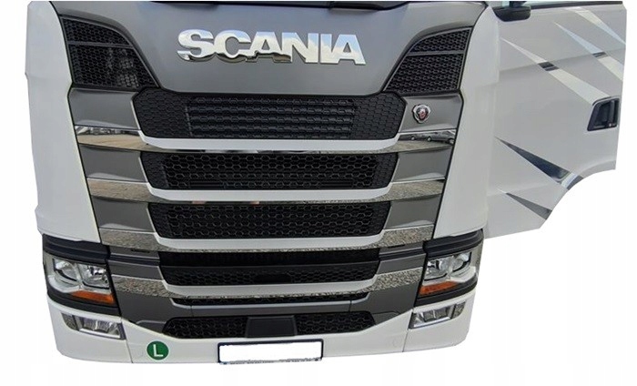 GRILL NIERDZEWNY CHROM SCANIA S500