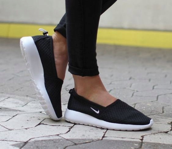 nike roshe one slip