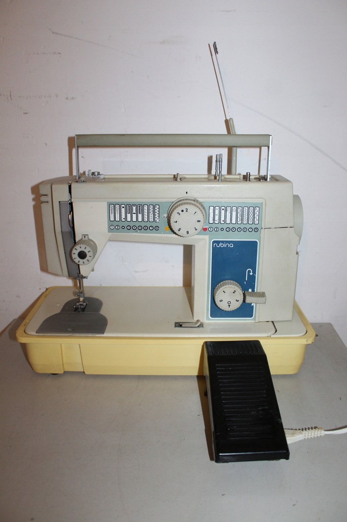 Bobines Pour Machine à Coudre Veritas Textima – Lot De 20 Pièces Avec Pince CB, 10 Trous