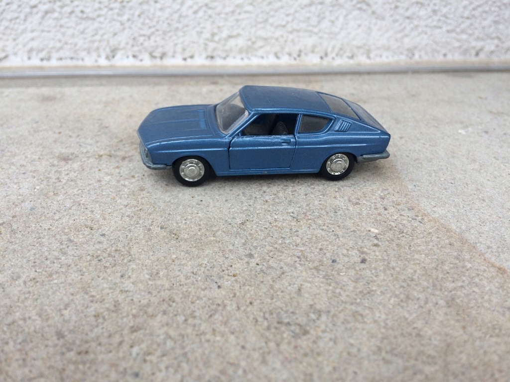 Schuco Audi 100 Coupe 1:66