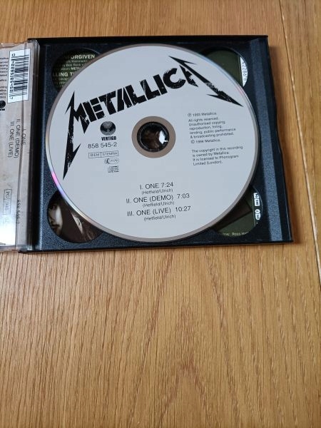 Купить METALLICA - One + The Unforgiven 2xCD: отзывы, фото, характеристики в интерне-магазине Aredi.ru