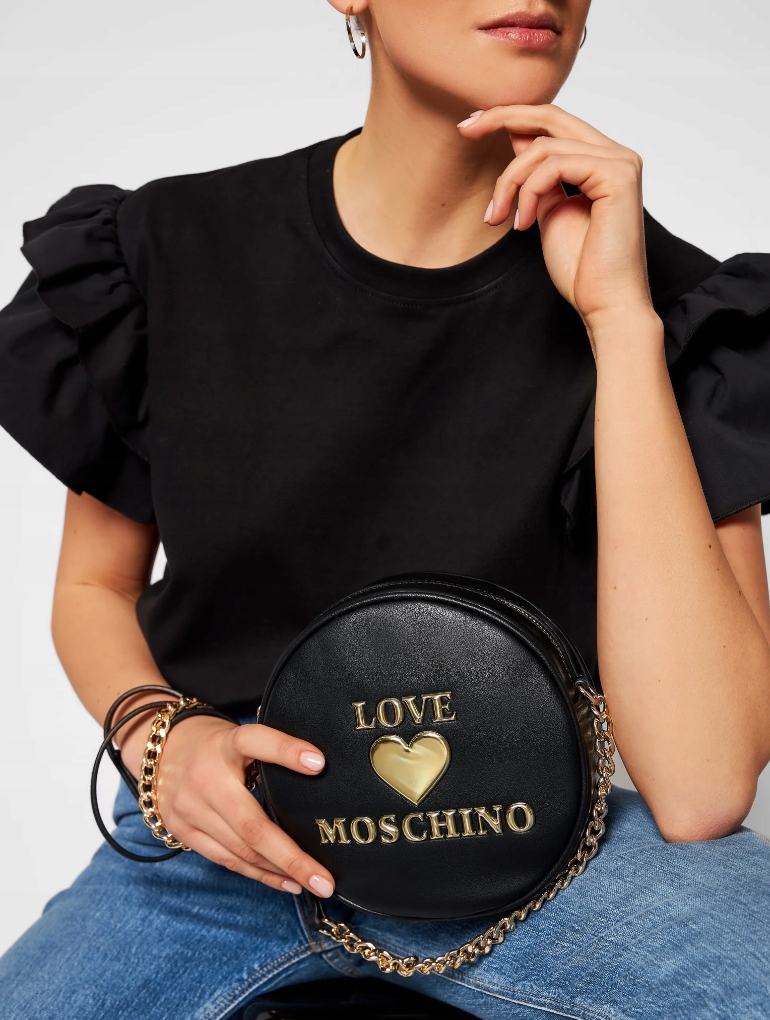 【関税&送料込】Moschino Pouch With Logo Love Moschino Women's Logo Clutch Bag - Black