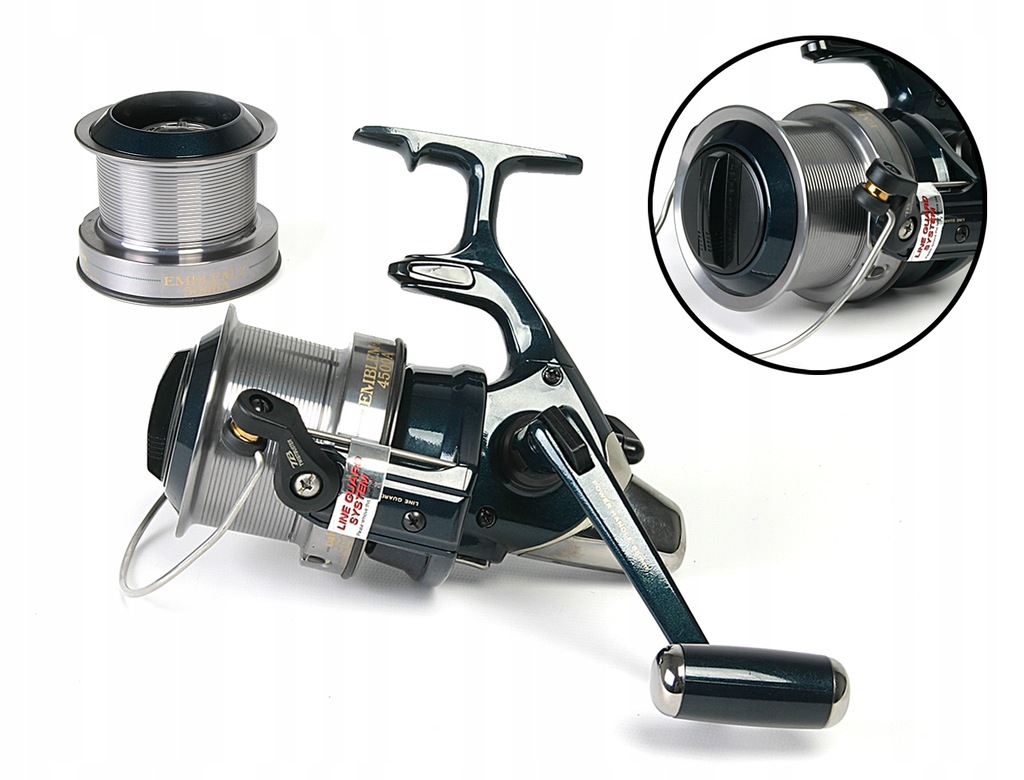 DAIWA EMBLEM-Z 4500 スピニングリール 2スプール付き DAIWA EMBLEM-Z 4500 スピニングリール 2スプール付き - メルカリ