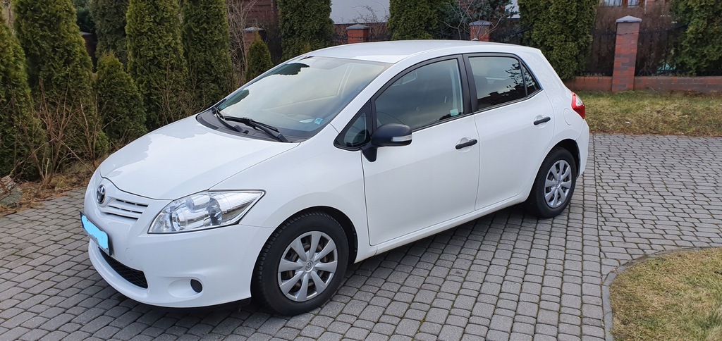 Купить TOYOTA AURIS 1.4 D-4D, Салон, ПЛ, 2 владельца, рекомендую: отзывы, фото, характеристики в интерне-магазине Aredi.ru