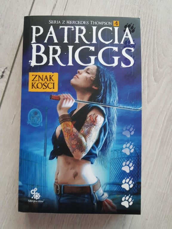 Książka Znak kości - Patricia Briggs  NOWA pomóż