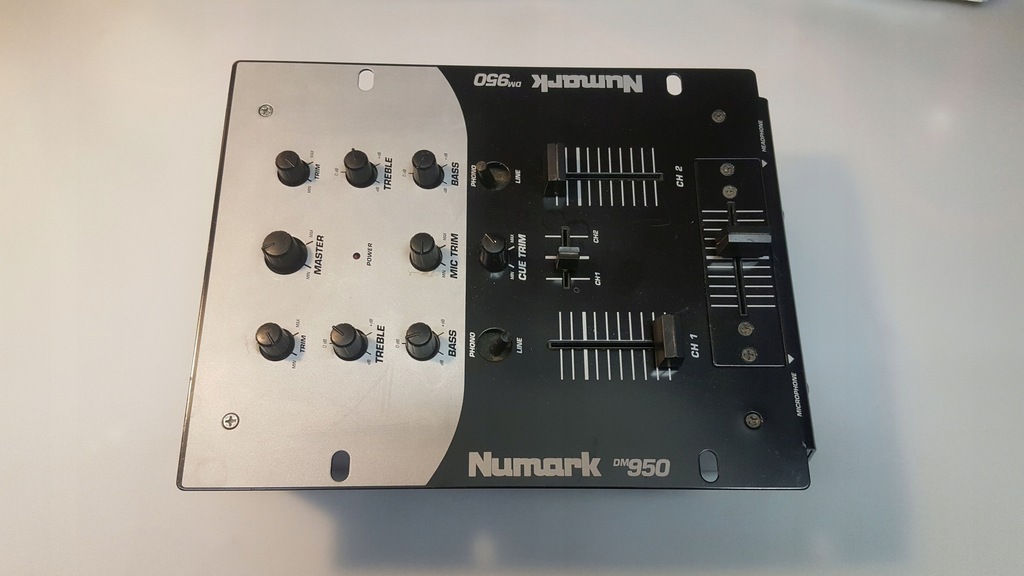 Mikser Numark DM950