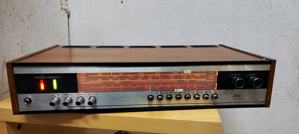 Amplituner radio Proxima 401 RFT