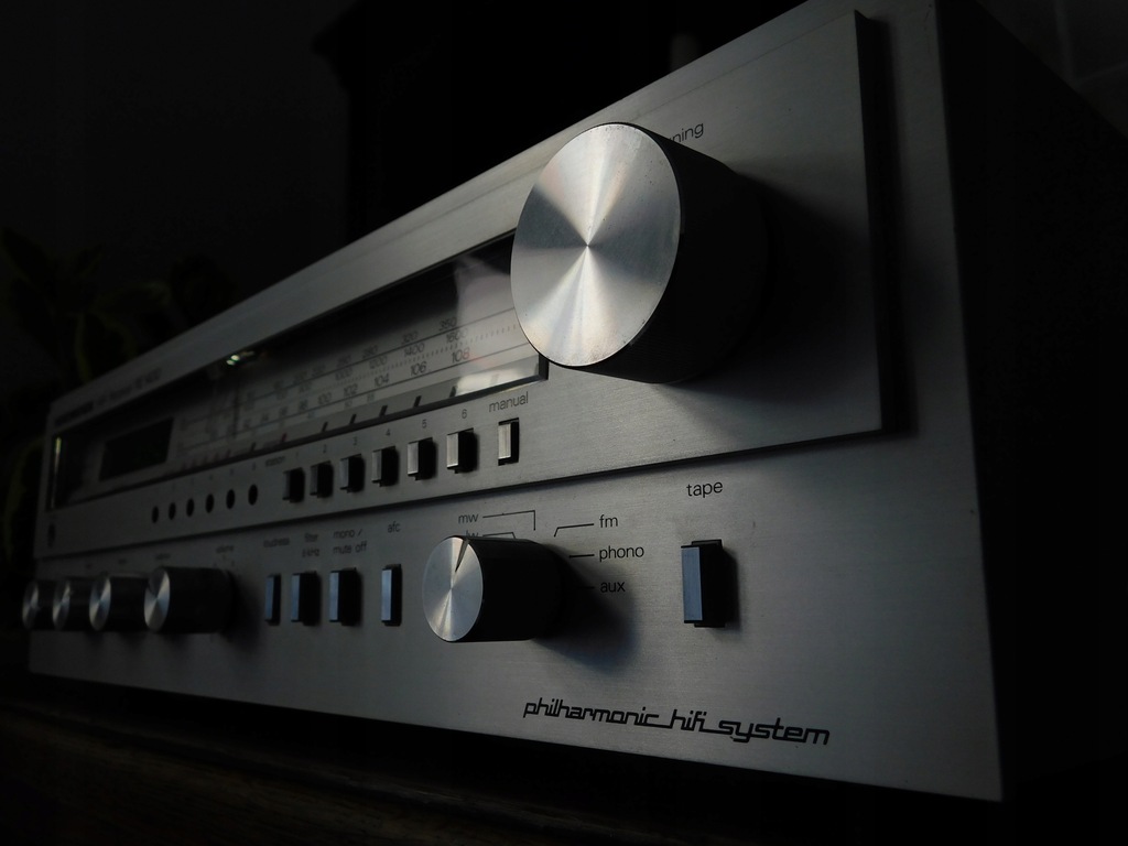 NORMENDE HI-FI RE1400 STEREO Amplituner/Receiver