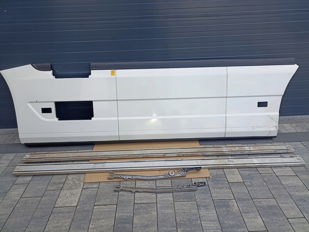 Spoilerset Opvulhoeken Volvo FH4 Globetrotter - Go-in-Style.nl - Foto 8