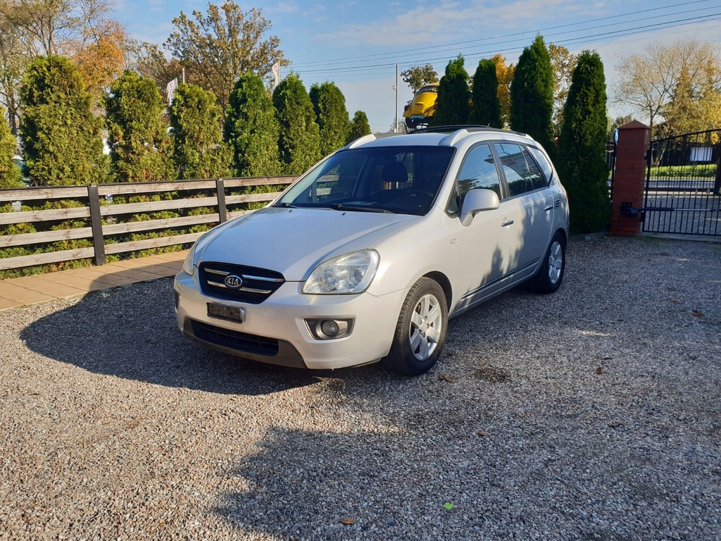 KIA CARENS III 2009 Szwajcaria 2.0 Crdi 7 miejsc